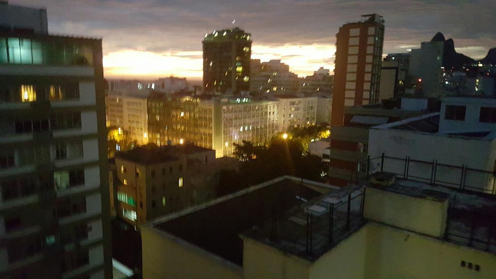 Ocean Breeze - 3 Quartos, 2 Banheiros, Garagem, Ar Condicionado, Moderno, Silencioso, Andar Alto, Vista Livre, Internet 250Mbps, 2 Tvs Smart, Praia Ipanema, Metro, Porteiros 24 Hrs E Seguranca 24Hrs, 2 Elevadores Rio de Janeiro Buitenkant foto